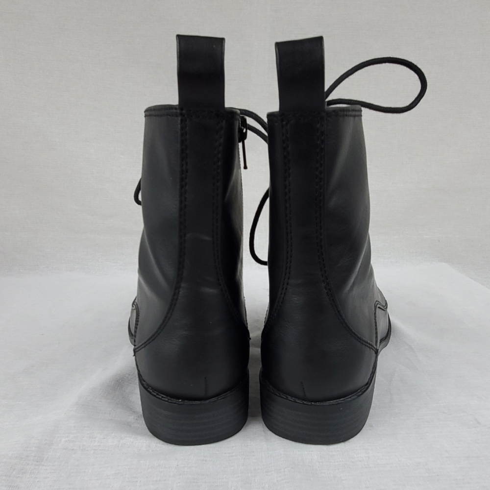 BC Footwear black leather ankle boots - Picture 4 of 7